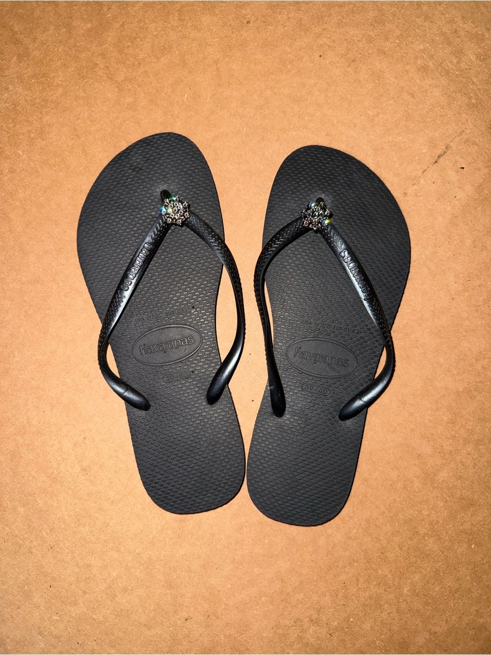 Havaianas Women's Black Slim Flip Flops with Sparkle Accent
